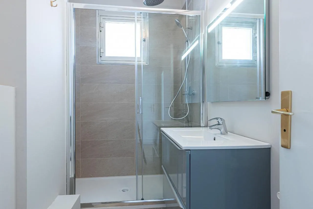 Apartmán Amazing Sea View 2Bdr Swimming Pool Parking Villefranche-sur-Mer 0*,  Francie